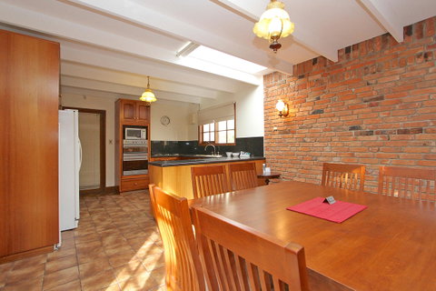 Grosvenor Court Apartments - Foster Accommodation 11