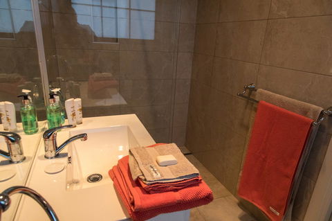 Mountain Blue Guest House - Foster Accommodation 14