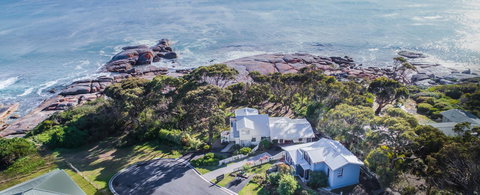 Cod Rock Point - Foster Accommodation 0