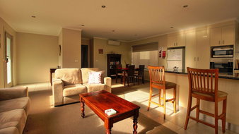Book Kingston Accommodation Foster Accommodation Foster Accommodation