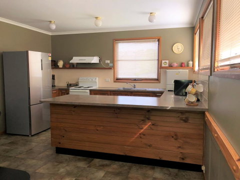 Nettin View 4 - Foster Accommodation 2