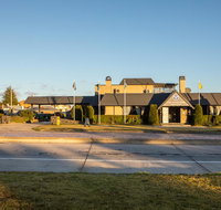 New England Motor Lodge - Foster Accommodation