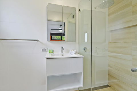 Newcastle Short Stay Apartments - Glebe Road Adamstown - Foster Accommodation 2
