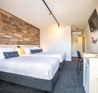 Nightcap at Westside Hotel - Foster Accommodation