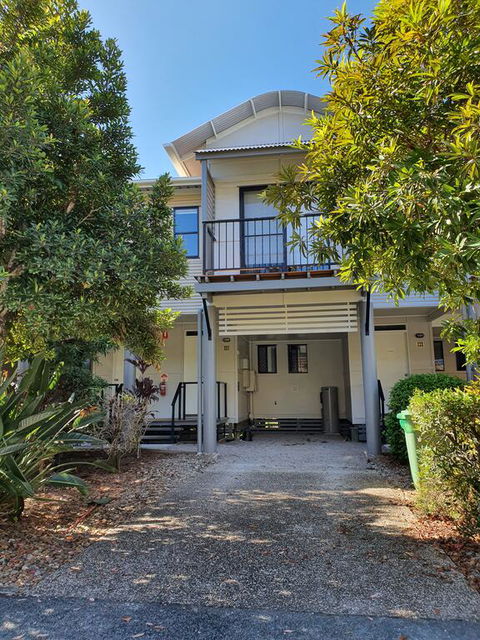 Noosa Lakes Apartments - Foster Accommodation 1