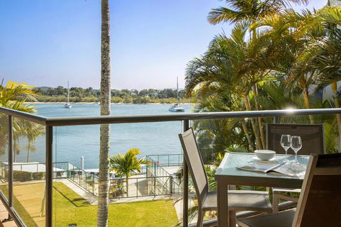 Noosa Shores Apartment 25 - Foster Accommodation 0
