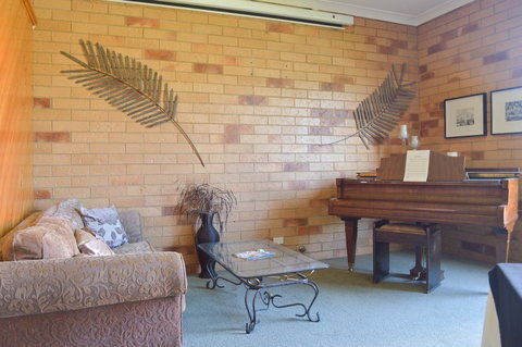 North Parkes Motel - Foster Accommodation 1