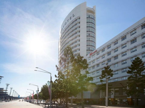 Novotel Sydney Olympic Park - Foster Accommodation 0