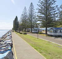 NRMA Port Macquarie Breakwall Holiday Park - Foster Accommodation