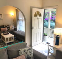 Ocean Beach Cottage - Foster Accommodation
