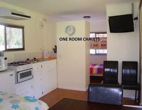 Ocean Beach Hideaway - Foster Accommodation 0