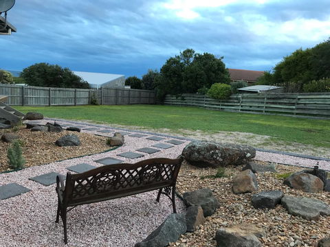 OCEAN BREEZE - Foster Accommodation 0