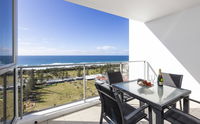 Ocean Pacific Resort - Official