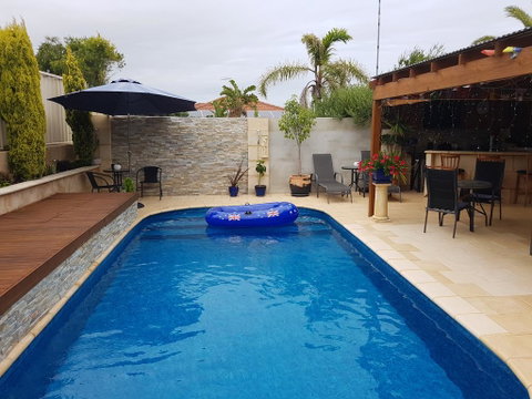 Ocean Reef Homestay - Foster Accommodation 2