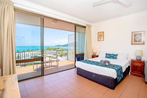 OCEAN VIEWS 10A - Foster Accommodation 3