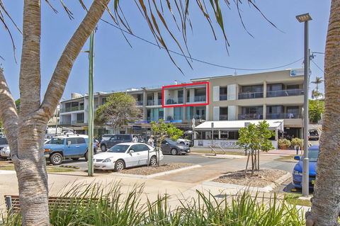 OCEAN VIEWS @ NOR NOR EAST 201 - Foster Accommodation 0