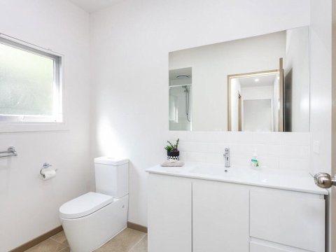 OCEANS 12 - ANGLESEA - Foster Accommodation 2