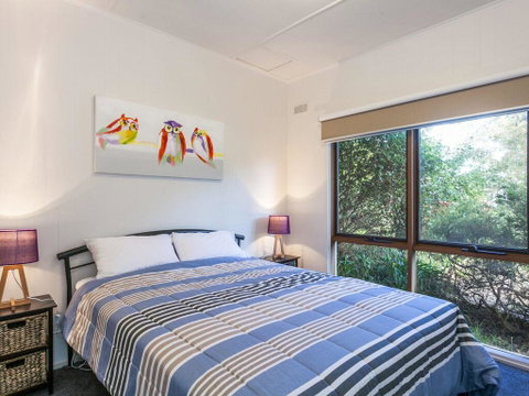 OCEANS 12 - ANGLESEA - Foster Accommodation 1