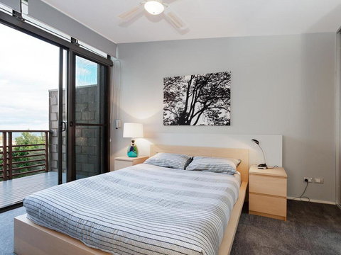 One Mile Ridge', 12a/26 One Mile Close - Stunning Views, Air Con, Infinity Pool - Foster Accommodation 1