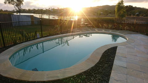 Palm Lakeside Holiday Home - Bowen, Whitsundays, Queensland - Foster Accommodation 0