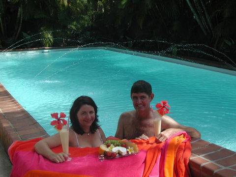 Palm View Holiday Apartments - Foster Accommodation 3