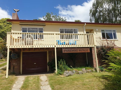 Pandani House - Foster Accommodation 0