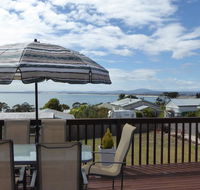 Panoramic Views on Walter - Foster Accommodation