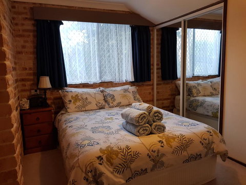 Paradise Apartment - Foster Accommodation 2