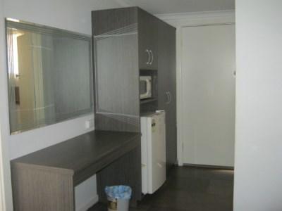 Parkway Motel - Foster Accommodation 2