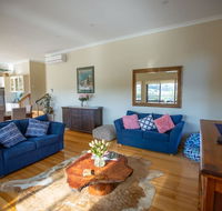 Paula's Place 8 Ti Tree Close Robe - Foster Accommodation