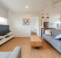 Peaceful 3 Bedroom Apartment in Ascot - Foster Accommodation