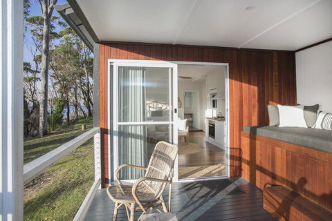 Pebbly Beach Escape - Foster Accommodation 3