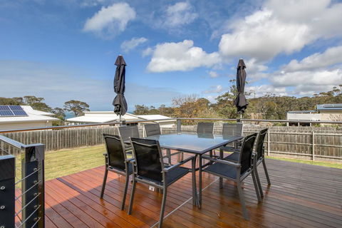 Pelican House - Foster Accommodation 2