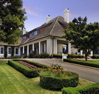 Peppers Manor House - Foster Accommodation
