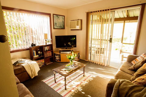 Pether Cottage - Talbingo NSW - Foster Accommodation 2
