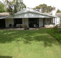Pinkerton Hill Naracoorte - Foster Accommodation