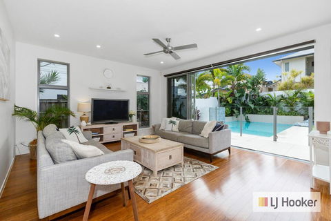 PIRIE BEACH House - Foster Accommodation 3