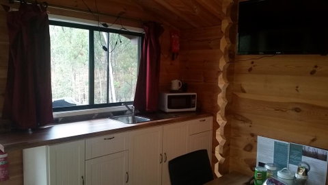 Pleasant Mountain Retreat - Foster Accommodation 3