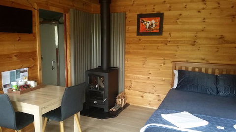 Pleasant Mountain Retreat - Foster Accommodation 2
