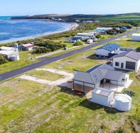 Plovers Rest at Cape Douglas - Foster Accommodation