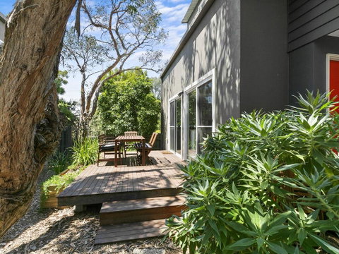 Point Roadknight Paradise Villa 6 - Foster Accommodation 2