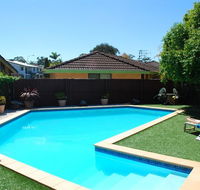 Port O'Call Motel - Foster Accommodation