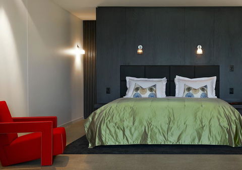 Port Phillip Estate - Foster Accommodation 0