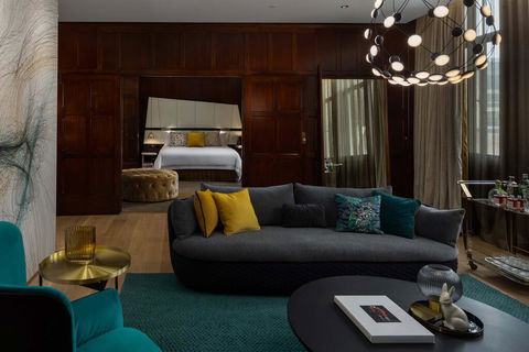 QT Sydney - Foster Accommodation 0