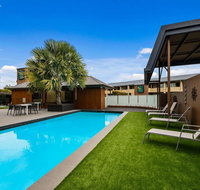 Quality Hotel City Centre - Foster Accommodation