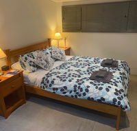Quiet and private studio with Wifi. - Foster Accommodation