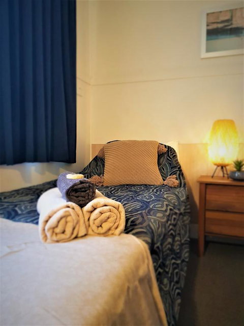 Railway Hotel Bundaberg - Foster Accommodation 3