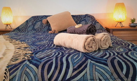 Railway Hotel Bundaberg - Foster Accommodation 2