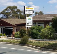 Rainbow Motel - Foster Accommodation