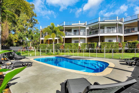 Rainbow Towers 2 - Rainbow Beach, High On The Hill, Panoramic Views, Wi-Fi - Foster Accommodation 0